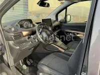 Usado Peugeot Rifter GT-line 110 CV (80 kW) 2018 Gris / plata Monovolumen