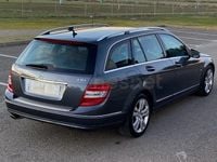 Usado Mercedes C220 Avantgarde 170 CV (125 kW) 2008 Gris / plata Familiar