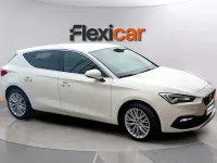 Usado Seat Leon XCELLENCE 150 CV (110 kW) 2019 Blanco Berlina