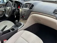 Usado Opel Insignia Excellence 130 CV (95 kW) 2013 Gris / plata Berlina