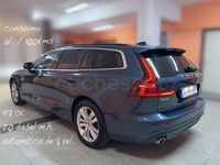 Usado Volvo V60 Momentum 190 CV (139 kW) 2021 Azul Familiar