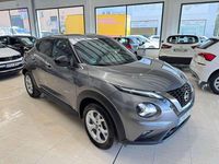 Usado Nissan Juke N-Connecta 114 CV (83 kW) 2022 Gris SUV