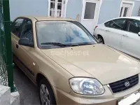 Usado Hyundai Accent GLS 81 CV (59 kW) 2006 Beige Berlina