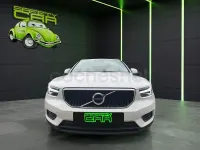 Usado Volvo XC40 Momentum 163 CV (119 kW) 2019 Blanco SUV