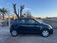Usado Suzuki Swift GL 92 CV (67 kW) 2007 Negro Utilitario