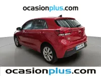 Usado Kia Rio 100 CV (73 kW) 2023 Rojo Utilitario