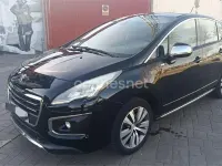 Usado Peugeot 3008 Access 120 CV (88 kW) 2015 Negro Familiar