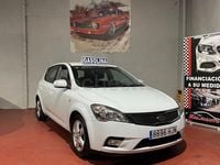 Usado Kia Ceed Plus 105 CV (77 kW) 2012 Blanco Utilitario