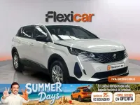Usado Peugeot 5008 Active 136 CV (100 kW) 2024 Blanco SUV