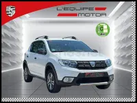 Usado Dacia Sandero Stepway 90 CV (66 kW) 2017 Blanco Berlina