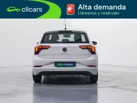 Usado VW Polo Life 95 CV (69 kW) 2023 Blanco Utilitario