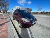 Usado Mercedes A180 Avantgarde 109 CV (80 kW) 2007 Granate Monovolumen