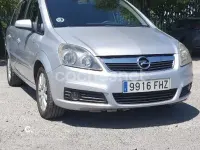 Usado Opel Zafira Enjoy 120 CV (88 kW) 2006 Gris / plata Monovolumen