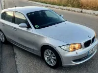 Usado BMW 118 143 CV (105 kW) 2009 Gris / plata Utilitario