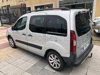 Usado Peugeot Partner Tepee Outdoor 100 CV (73 kW) 2016 Gris / plata Monovolumen