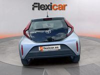 Usado Toyota Aygo X 72 CV (52 kW) 2023 Gris SUV