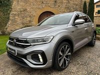 Usado VW T-Roc R-line 190 CV (139 kW) 2022 Gris / plata SUV