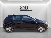 Usado Kia Stonic 84 CV (61 kW) 2022 Negro SUV