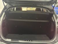 Usado Kia Stonic 84 CV (61 kW) 2023 Gris SUV