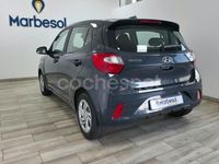 Usado Hyundai i10 67 CV (49 kW) 2021 Gris / plata Utilitario