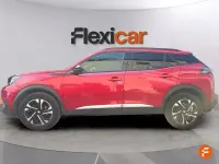 Usado Peugeot 2008 Allure 130 CV (95 kW) 2023 Rojo SUV