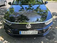 Usado VW Passat Advance 150 CV (110 kW) 2016 Negro Berlina