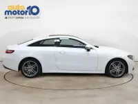 Usado Mercedes E220 194 CV (142 kW) 2019 Blanco Coupe