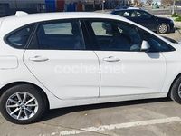 Usado BMW 216 Active Tourer 116 HP (85 kW) 2016 Branco Monovolume