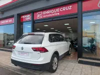 Usado VW Tiguan Edition 125 CV (91 kW) 2017 Blanco SUV