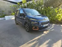 Usado Citroën Berlingo Shine 130 CV (95 kW) 2018 Azul Monovolumen