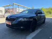 Usado Skoda Superb Elegance 170 CV (125 kW) 2013 Marrón Familiar