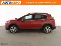 Usado Peugeot 2008 Allure 110 CV (80 kW) 2018 Rojo SUV