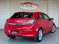 Usado Opel Astra GTC Sport 120 CV (88 kW) 2008 Rojo Berlina