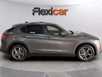 Usado Alfa Romeo Stelvio Sprint 160 CV (117 kW) 2022 Gris SUV