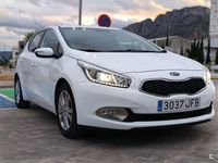 Usado Kia Ceed GT 90 HP (66 kW) 2015 Branco Sedan