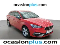 Usado Seat Leon FR 130 CV (95 kW) 2022 Rojo Monovolumen