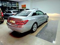 Usado Mercedes E350 Elegance 231 CV (169 kW) 2010 Gris / plata Coupe