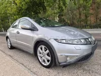 Usado Honda Civic Executive 140 CV (102 kW) 2009 Gris / plata Berlina