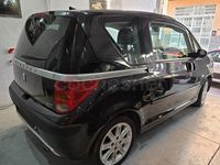Usado Peugeot 1007 110 CV (80 kW) 2006 Negro Monovolumen