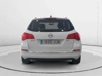 Usado Opel Astra Selective 110 CV (80 kW) 2015 Blanco Familiar