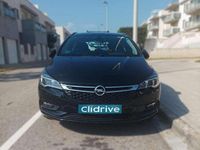 Usado Opel Astra Selective 110 CV (80 kW) 2019 Negro Familiar