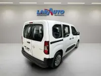 Usado Opel Combo Life Expression 102 CV (75 kW) 2019 Blanco Monovolumen