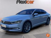 Usado VW Passat Advance 120 CV (88 kW) 2019 Gris Berlina