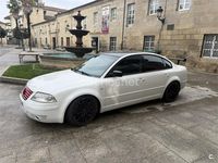 Usado VW Passat Highline 170 CV (125 kW) 2003 Blanco Berlina
