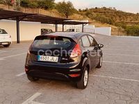 Usado Ford Fiesta Trend 95 CV (69 kW) 2016 Negro Berlina