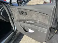 Usado Seat Leon ST 4Drive 300 CV (220 kW) 2020 Gris / plata Familiar