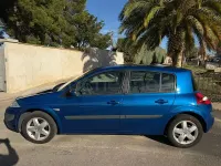 Usado Renault Mégane Dynamique 105 CV (77 kW) 2006 Azul Berlina