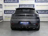 Usado Porsche Cayenne Turbo E-Hybrid 739 CV (543 kW) 2024 Gris / plata SUV