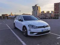 Usado VW Golf VII Advance 115 CV (84 kW) 2020 Blanco Familiar