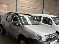 Usado Dacia Duster Ambiance 90 CV (66 kW) 2015 Gris / plata SUV